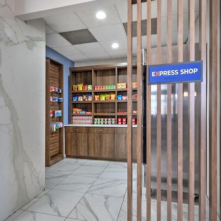 Holiday Inn Express - Dallas Downtown By Ihg Bagian luar foto