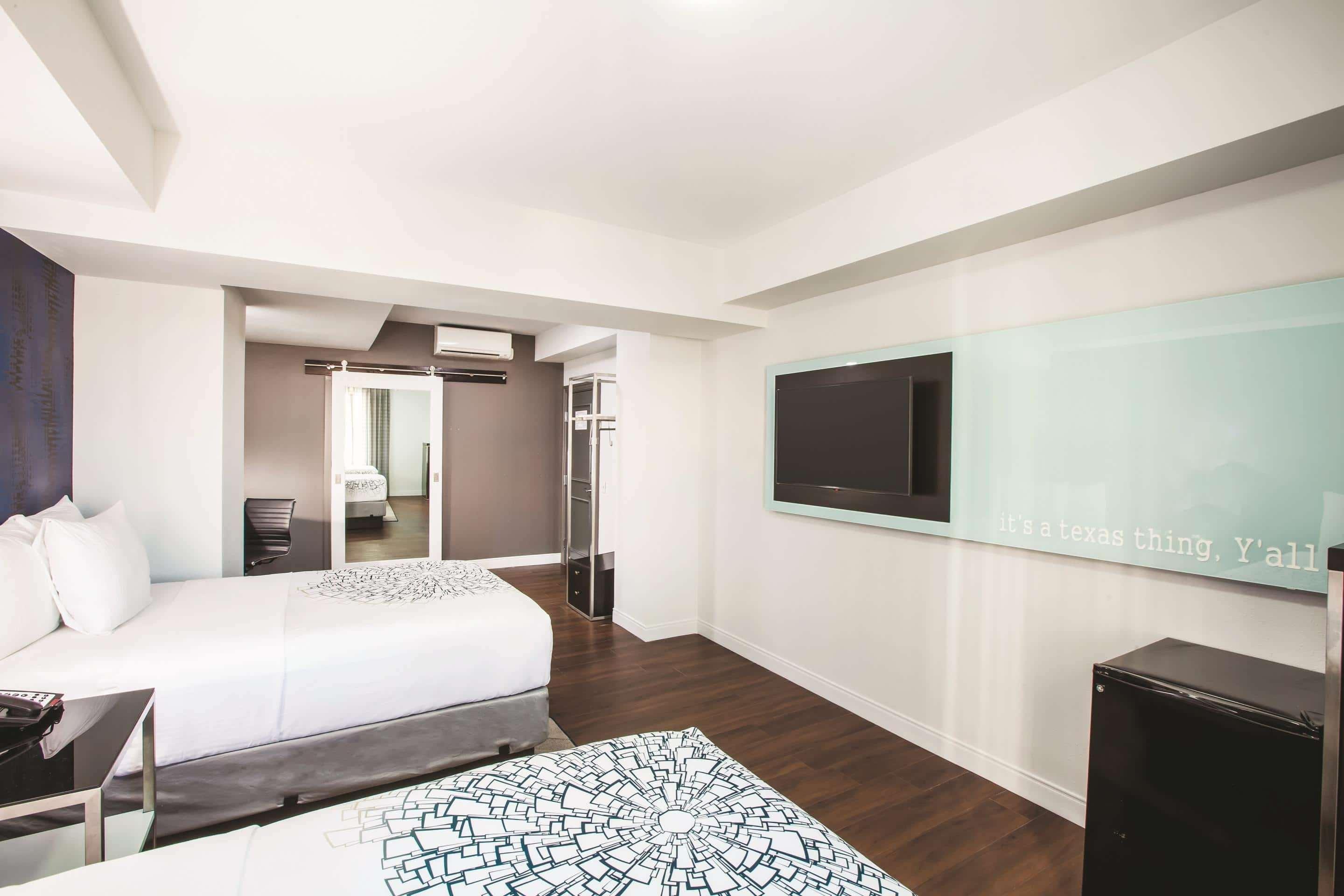 Holiday Inn Express - Dallas Downtown By Ihg Bagian luar foto