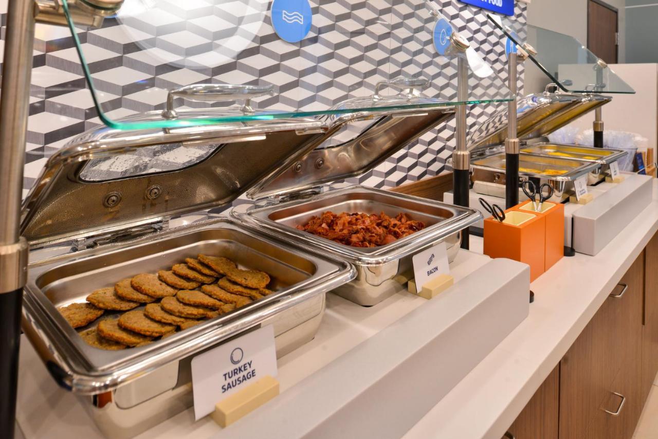 Holiday Inn Express - Dallas Downtown By Ihg Bagian luar foto