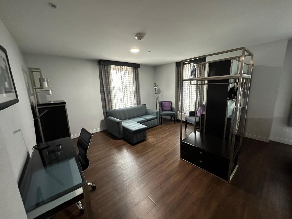 Holiday Inn Express - Dallas Downtown By Ihg Bagian luar foto