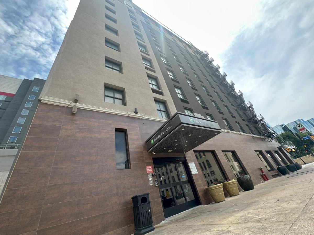 Holiday Inn Express - Dallas Downtown By Ihg Bagian luar foto