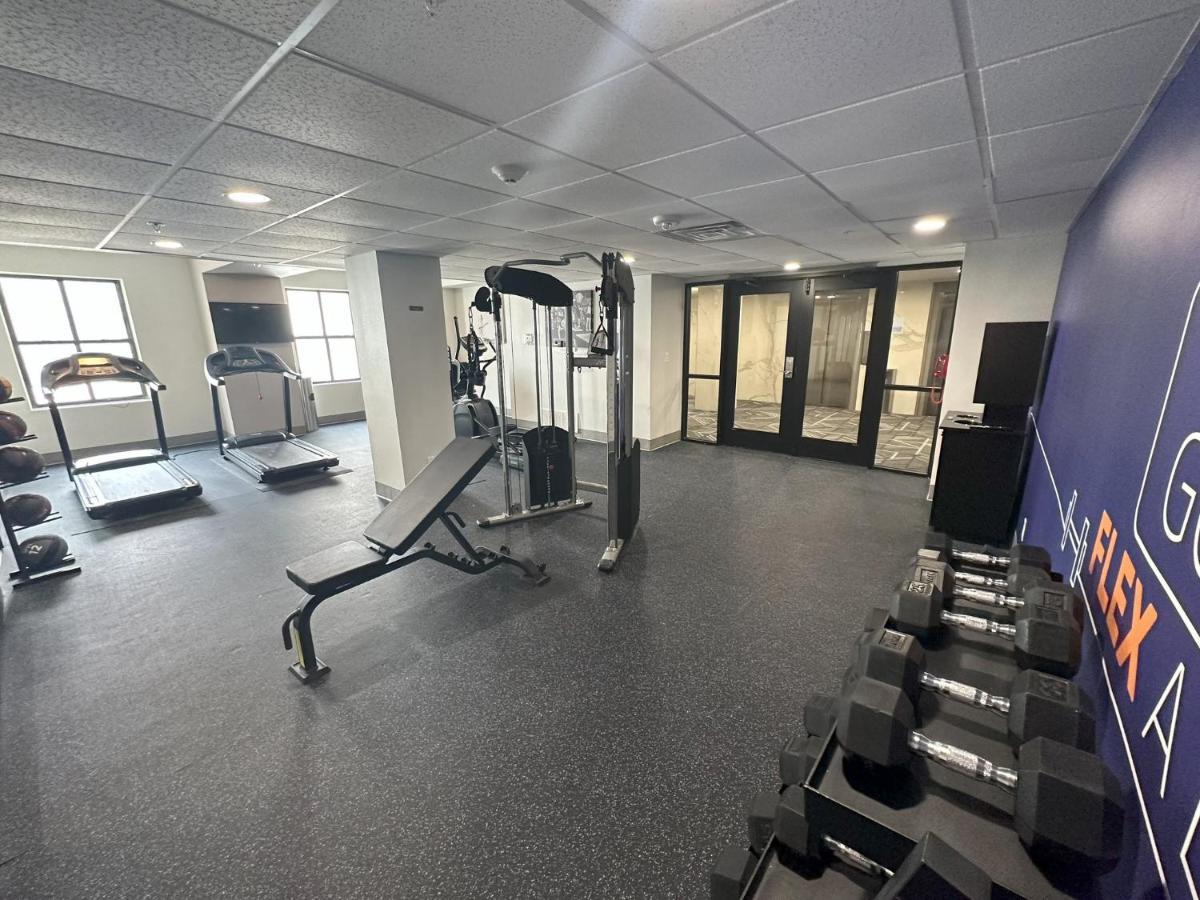 Holiday Inn Express - Dallas Downtown By Ihg Bagian luar foto