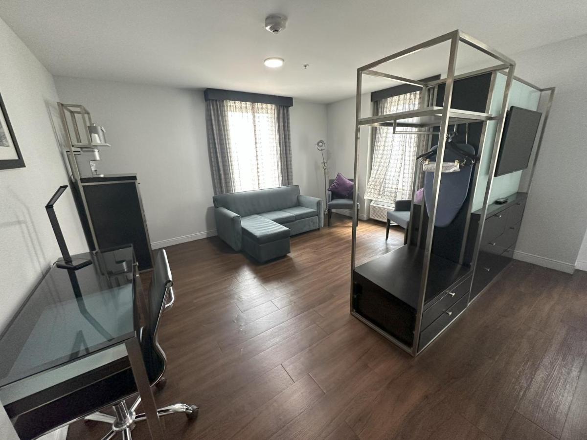 Holiday Inn Express - Dallas Downtown By Ihg Bagian luar foto