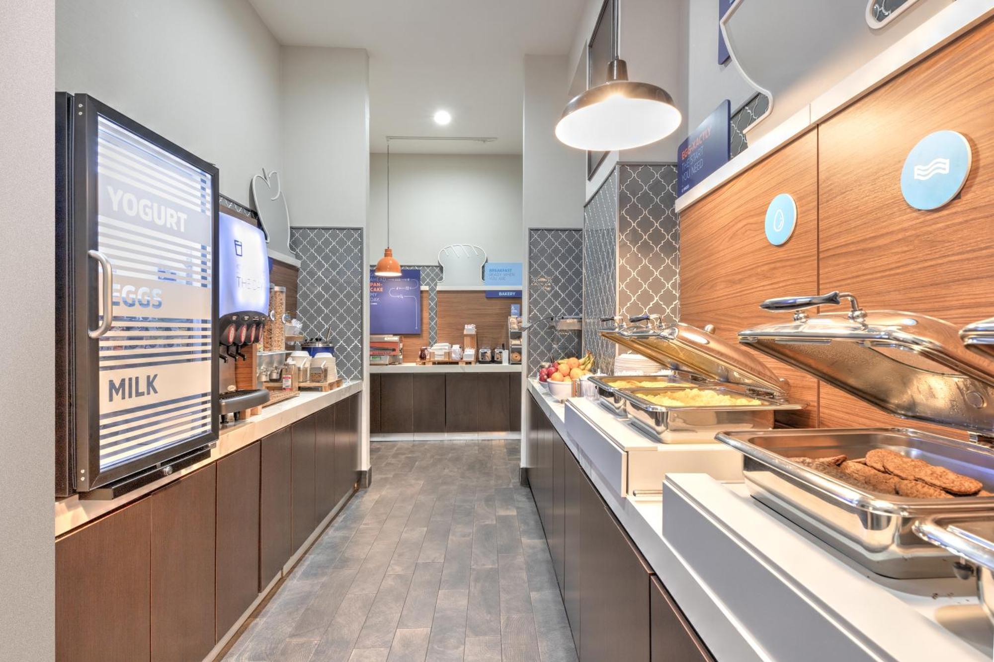 Holiday Inn Express - Dallas Downtown By Ihg Bagian luar foto