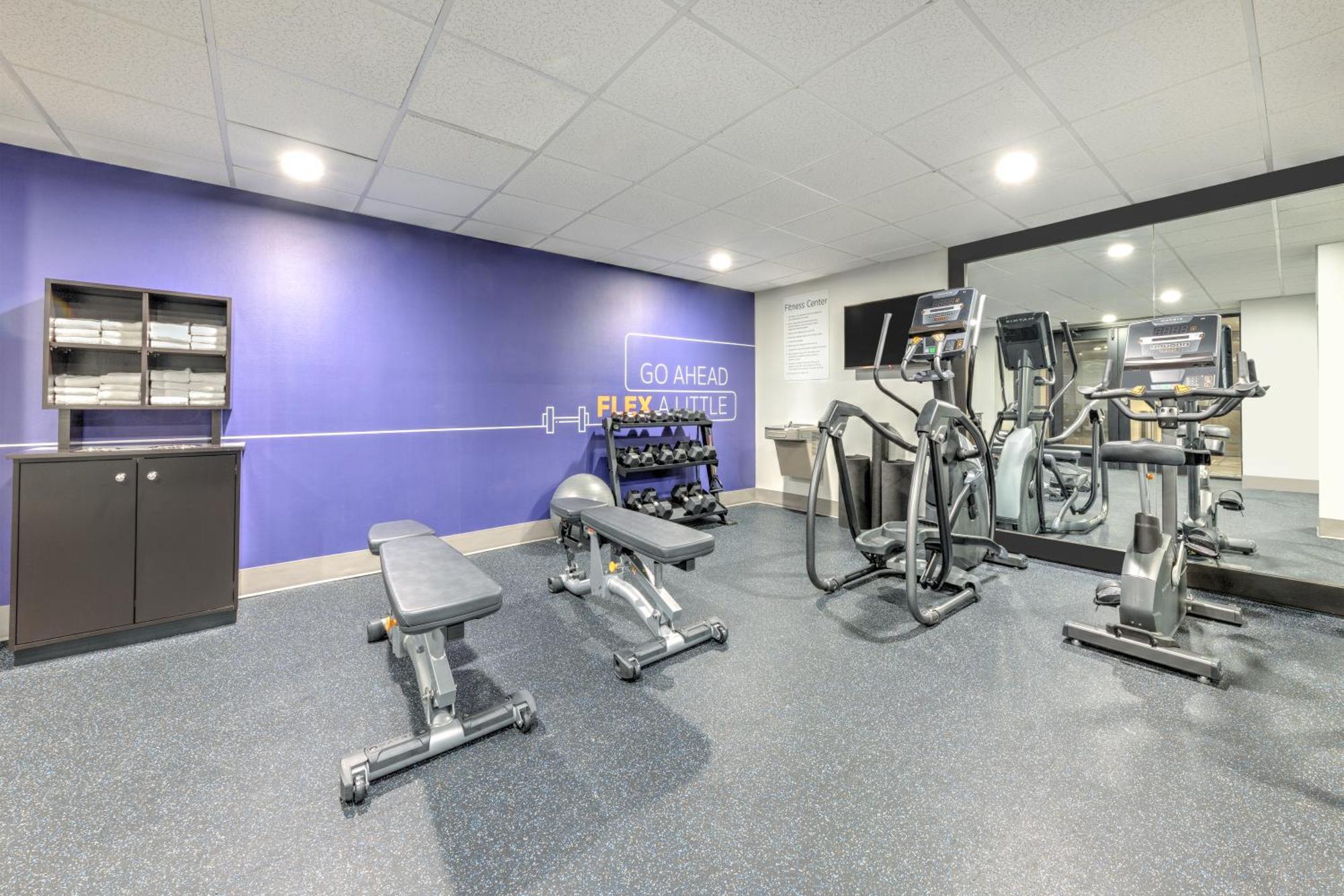 Holiday Inn Express - Dallas Downtown By Ihg Bagian luar foto